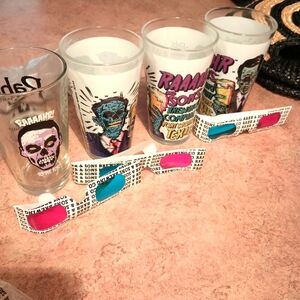 Set of 4 super RARE zombie 3D pint glasses